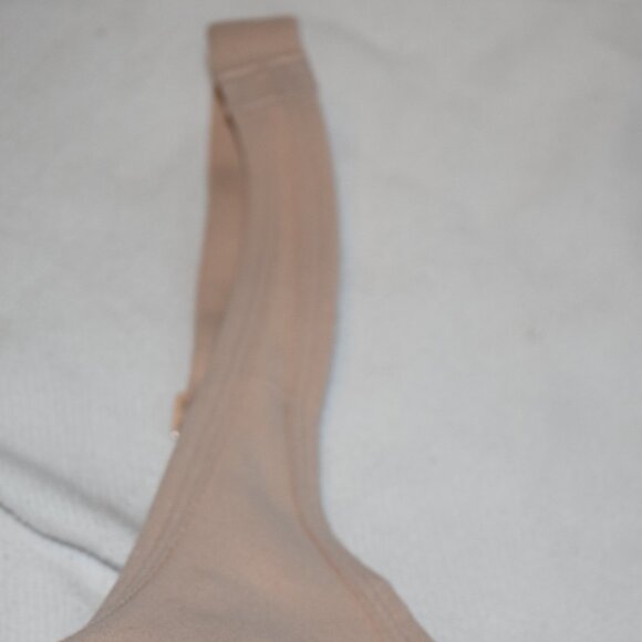 Fit For Me, Fruit of the Loom Beige Bra, Size 42D - Picture 3 of 5